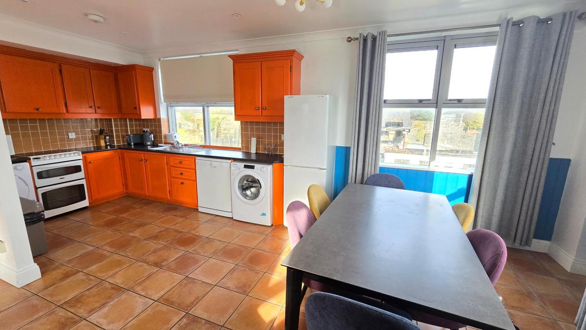 Apartment Cool Dockland Apt, Sleeps 5, With Parking