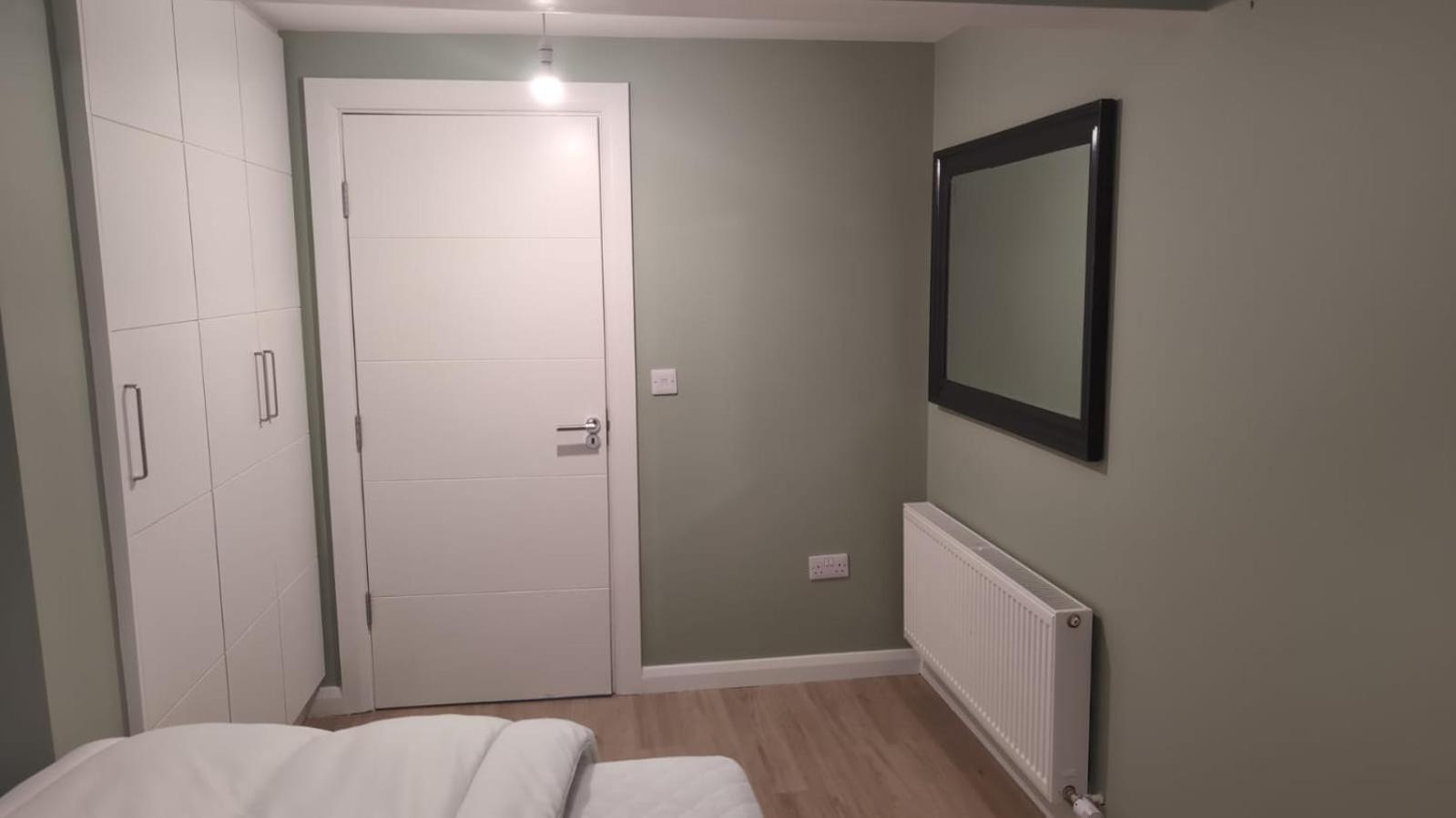 Eyre Square View Guest house *