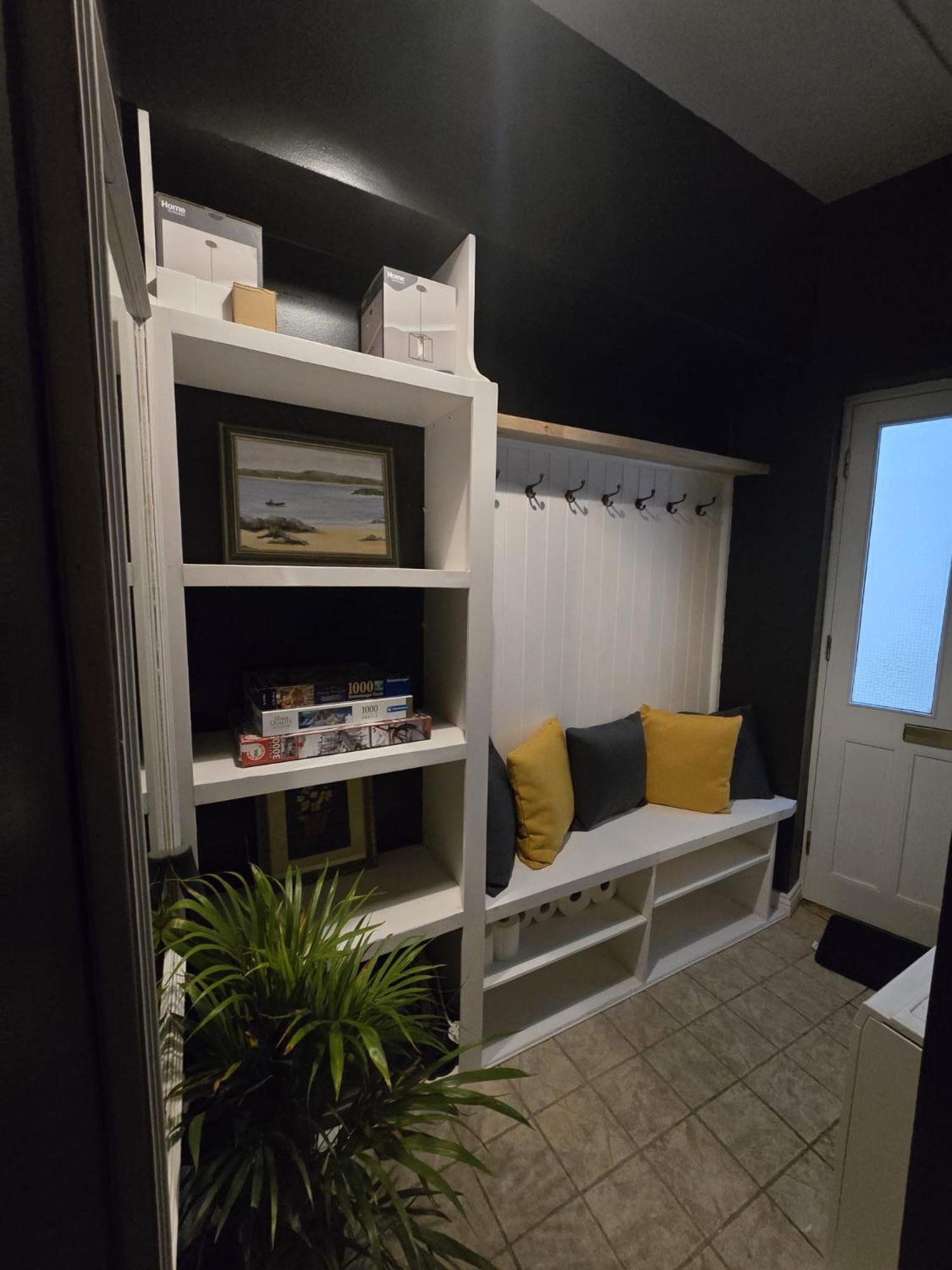1 Minute To Everywhere! Centre Apartment *