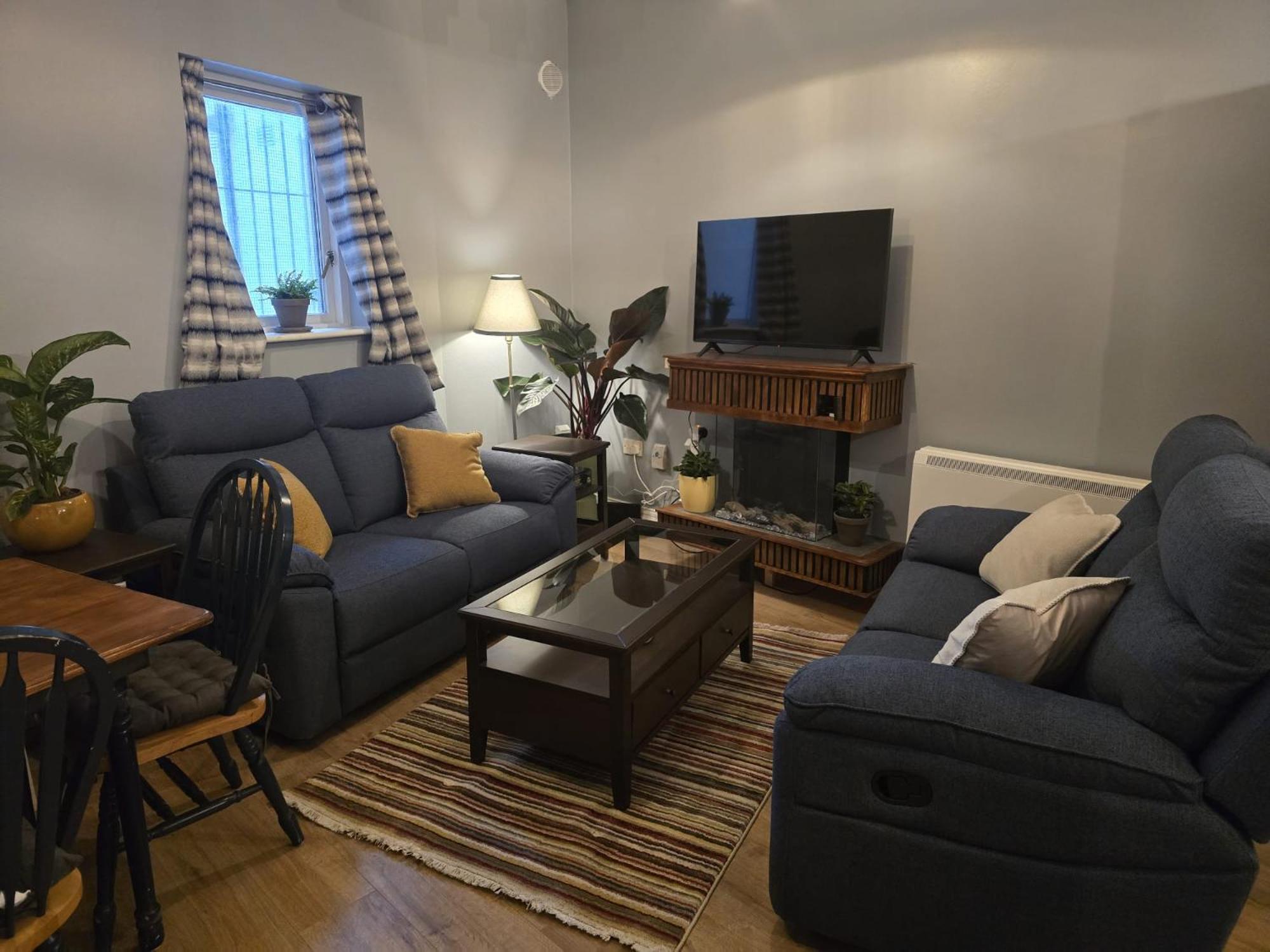 Apartment 1 Minute To Everywhere! Centre Galway