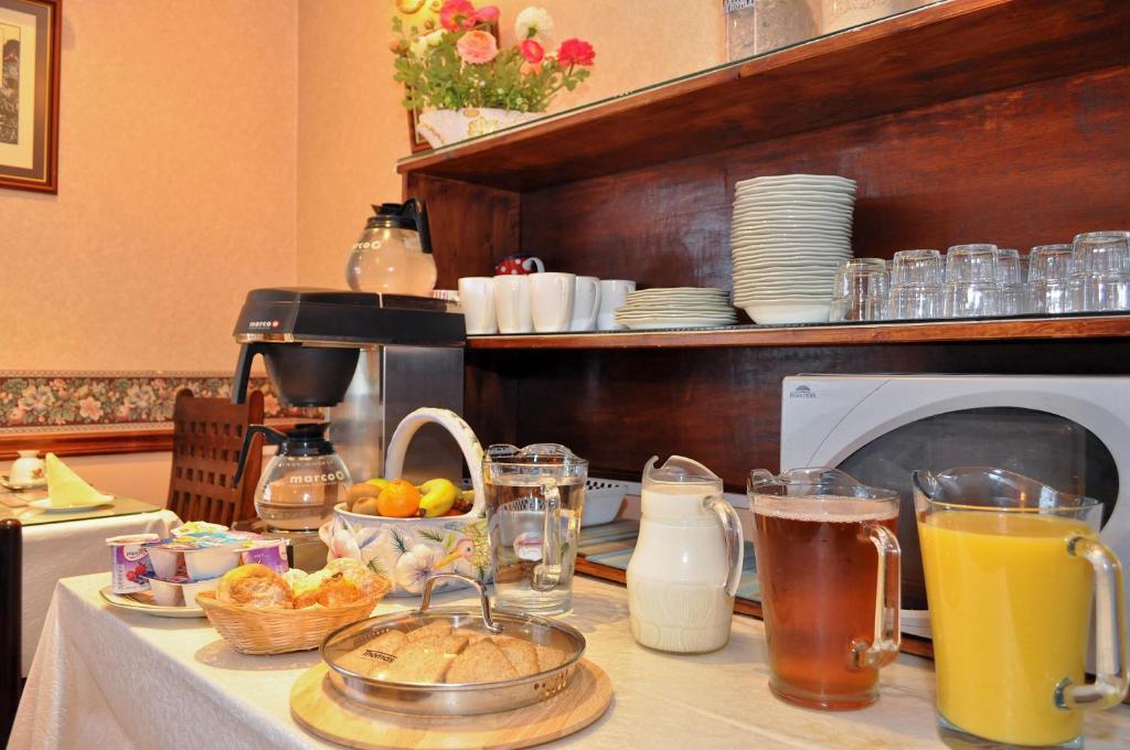 Bed & Breakfast College Crest House 3*