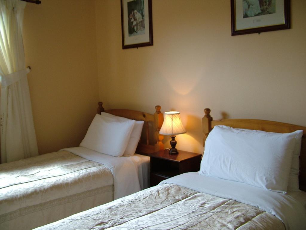 Castleview Golf Course Bed & Breakfast 3*