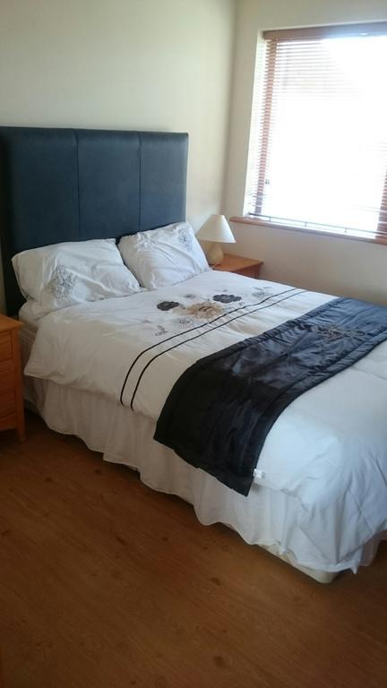 Bed & Breakfast Deacys Galway