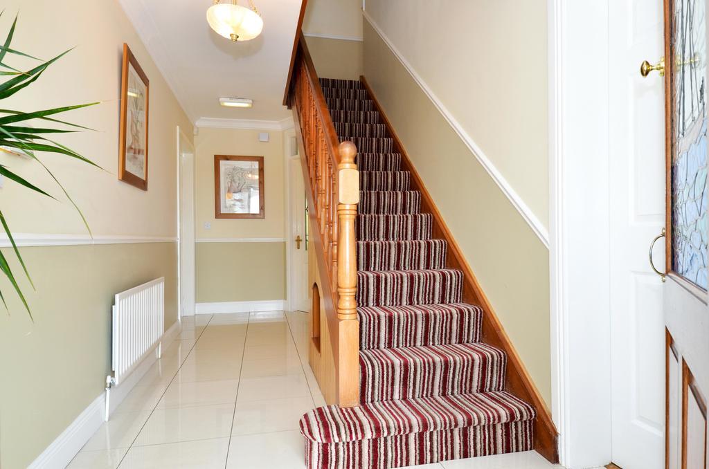 Bed & Breakfast Salthill *