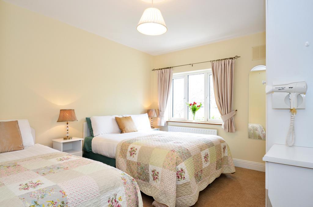 Bed & Breakfast Salthill *