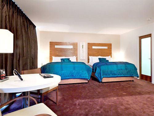Hotel Clayton 4*