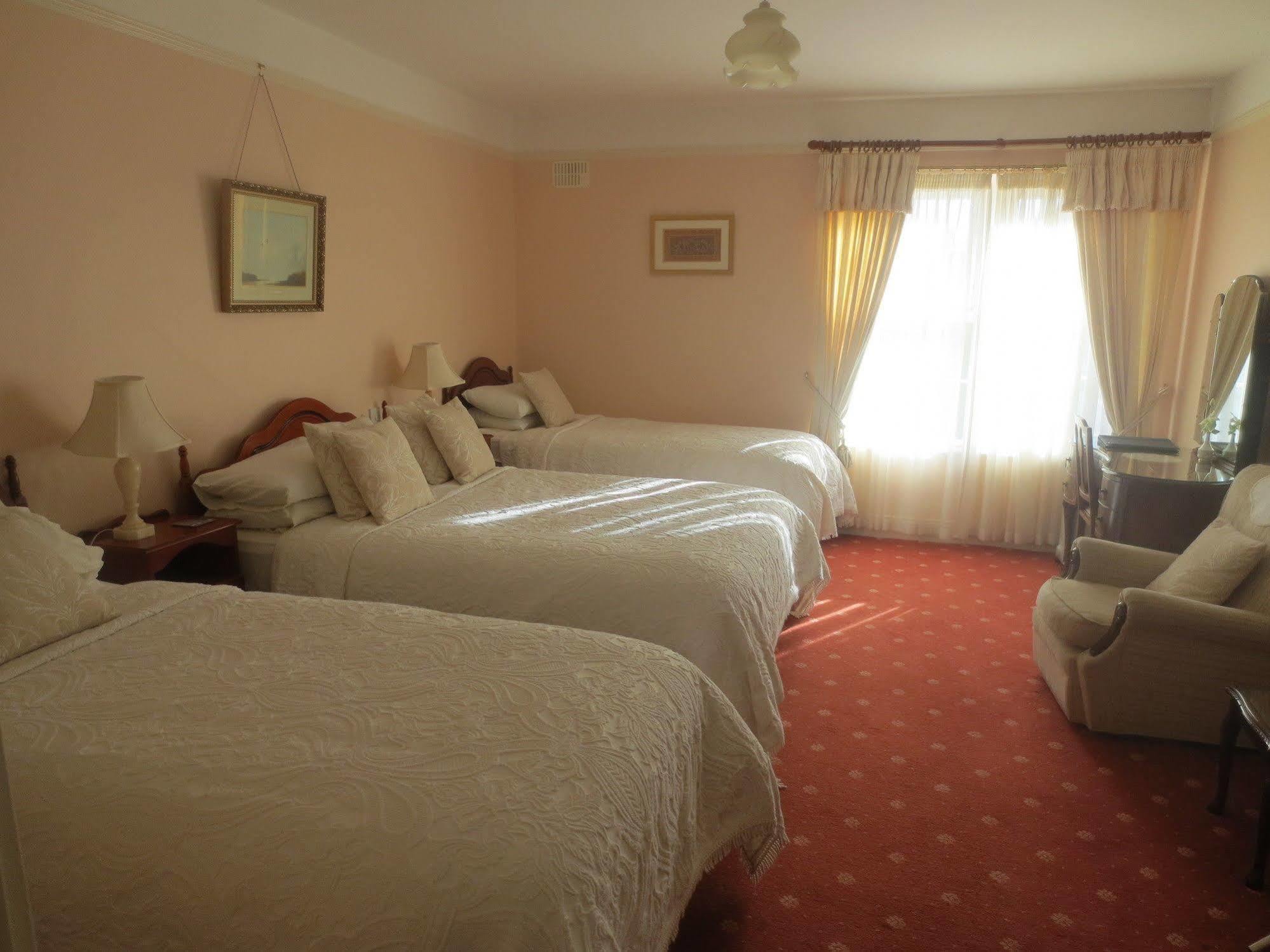Bed & Breakfast St Judes 3*