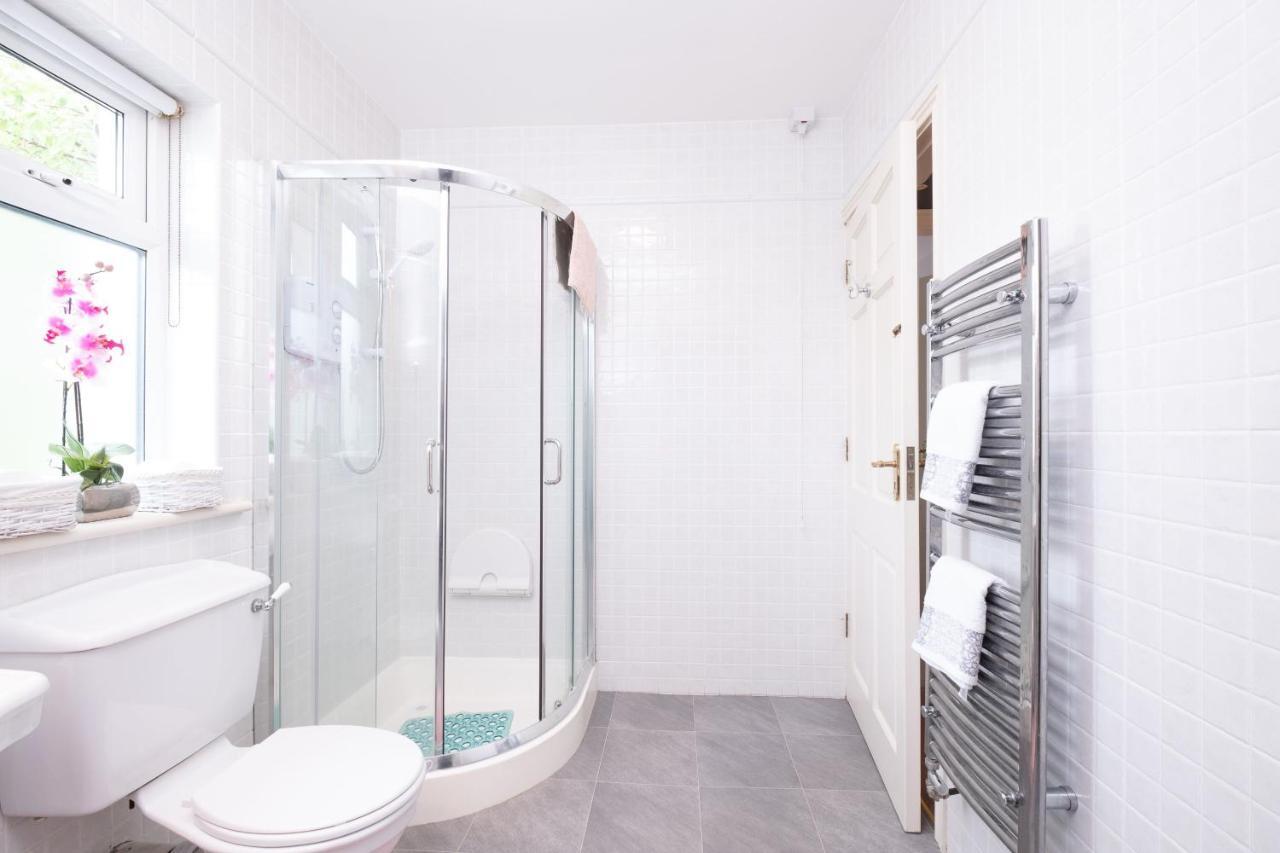 Apartment Luxury Apartment, *
