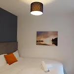 4 Eyre Square Lane