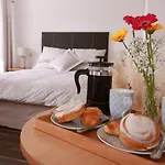 Luxury 6 Bedroom Spiddal Villa, Jacuzzi, Balcony