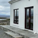 Apartment At Island Cottage, Inishnee, Roundstone