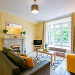 22 - Spacious Duplex By Shortstays