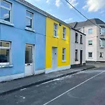 “The Art House 6” Galway, Woodquay