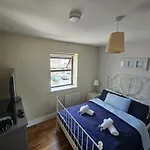 Cosy City Centre Apartment