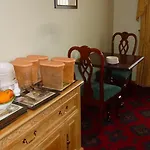 Lawndale House B&B