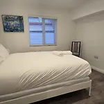 Central & Stylish, Two Bed, Two Bath