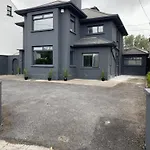 Twelve - Boutique Guest House -Galway City Centre -6 Bed En-Suite - Free Parking