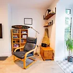 The West End Hideaway #1