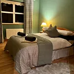 Madeleines Place