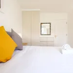 Stylish & Modern 6-Bed City Townhouse W/Parking