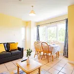 56 - Three Bed Apartment With Parking