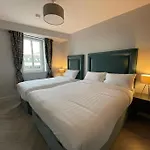 Exquisite Sea View Apartment In Salthill, Galway