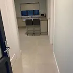 2 Kingsize Bedrooms At Castle View House