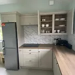 2 Kingsize Bedrooms At Castle View House