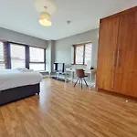 Suburban Penthouse -No 1