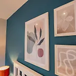 Townhouse In Dockland