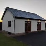 Quiet Cosy 1 Bedroom Apartment