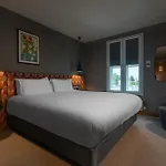 The Huntsman Inn