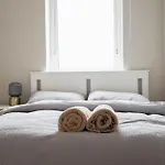 Stay By The Sea Salthill - Entire Apartment