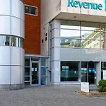 Geata Na Cathrach - Galway Lakeside Apartments