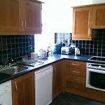 Crescent Court