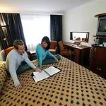 Fairgreen Hotel