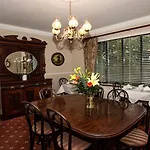 Rock Lodge
