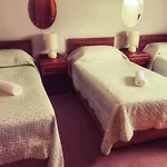 Amber Lodge Budget Accommodation
