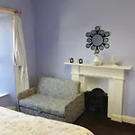 Silver Crescent House & Apts Vacation Rentals Galway City Ireland