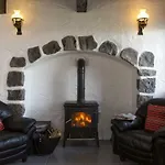 Dunguaire Thatched Cottages