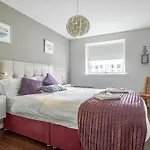 Harbourside Apartment