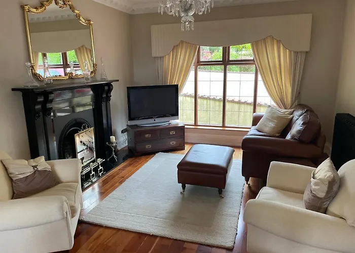 Taylors Hill Luxury Guest House