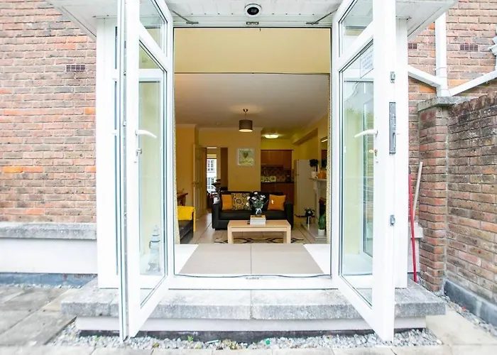 18 - Superb Duplex By Shortstays