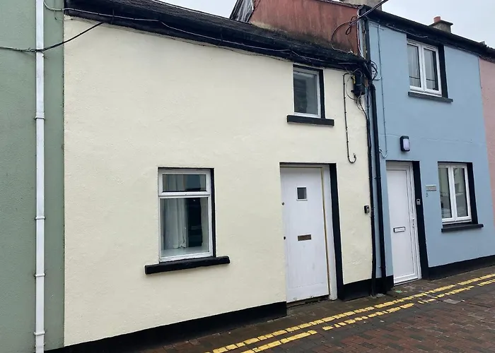 2 Bed Townhouse Eyre Square City Centre