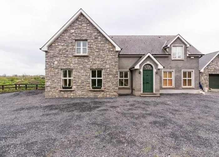 Ballinasloe Guest House In The Heart Of The Country