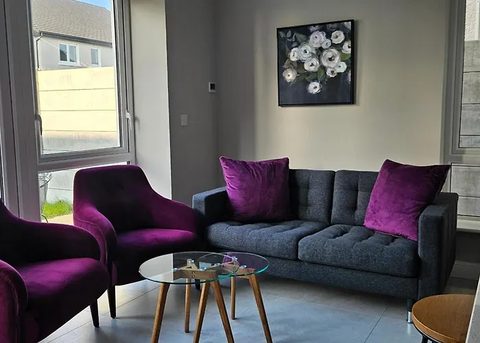 Knocknacarra House - Stylish Spacious House Near Salthill