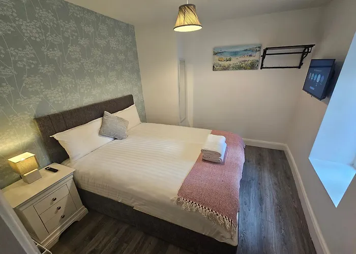 3 Eyre Square Lane