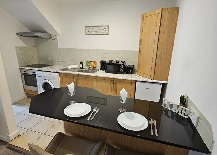 Mary Street Standard Apartment