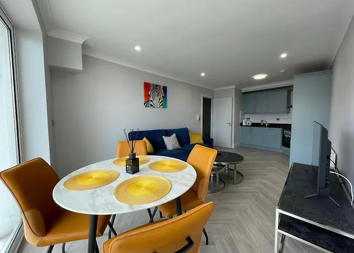 Exquisite Sea View Apartment In Salthill, Galway