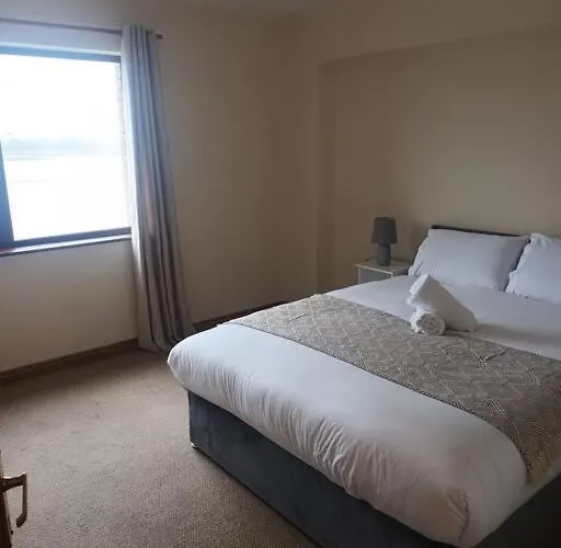 Lough Atalia View Apartment